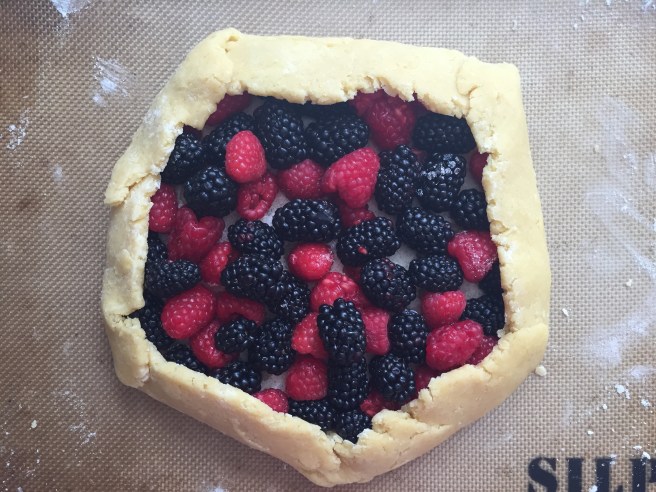 Crostata-edges-folded-over